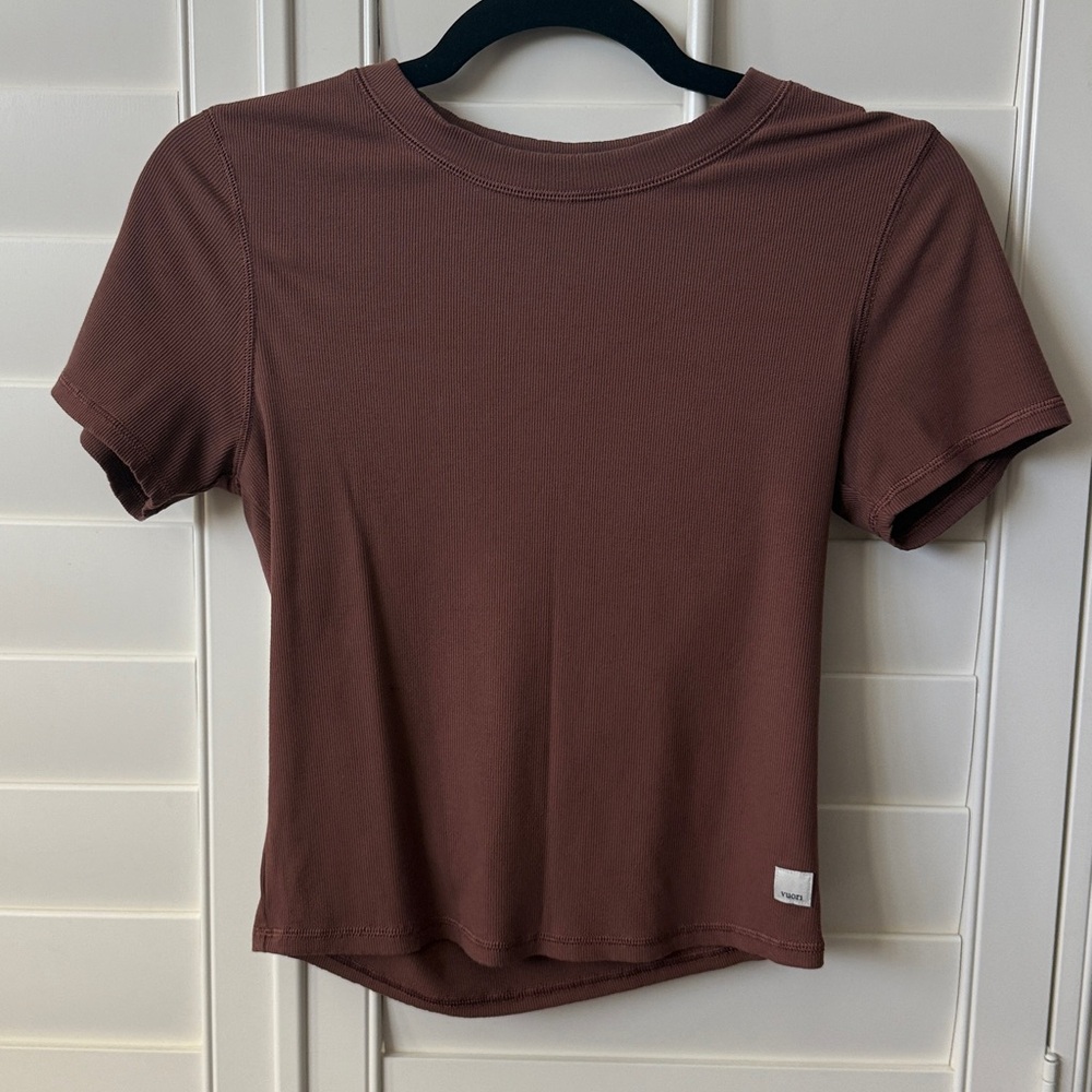 Vuori Brown Short Sleeve Tee